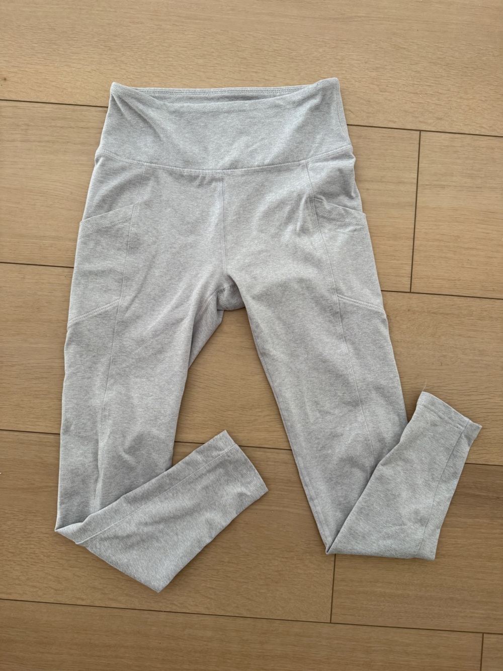 Women’s leggings - size medium